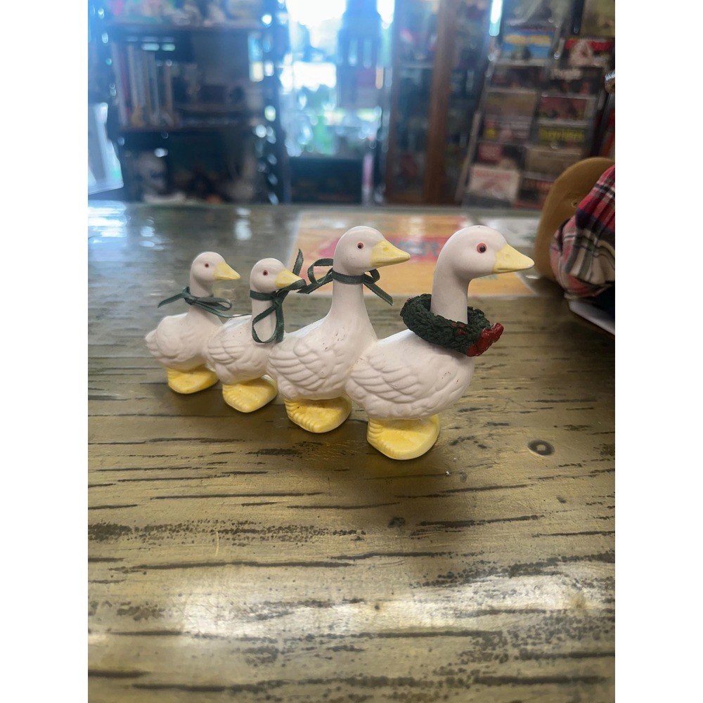 Vintage Ceramic Goose Family
